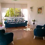 Parla Apartahotel