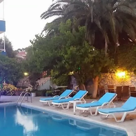 Parla 2* Cesme