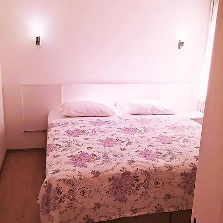 Parla Aparthotel Cesme