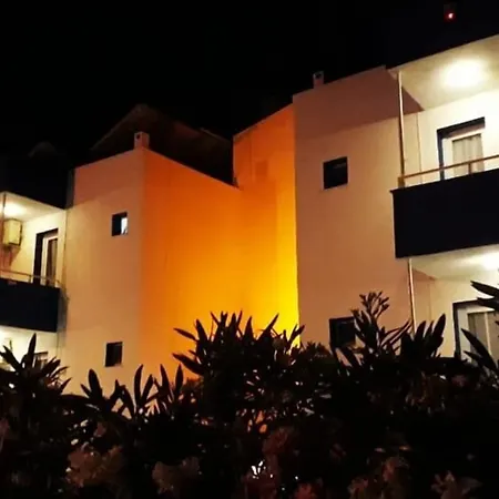 Lejlighedshotel Parla 4*