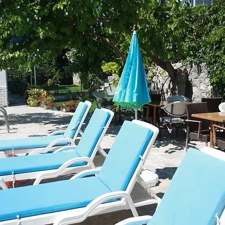 Lejlighedshotel Parla 4*