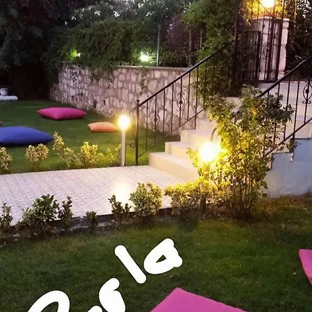 Aparthotel Parla
