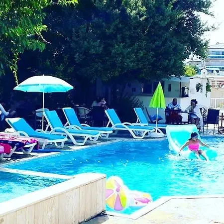 Parla Aparthotel