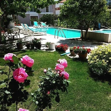 Parla 4* Çeşme