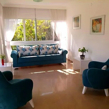 Parla Апарт-отель