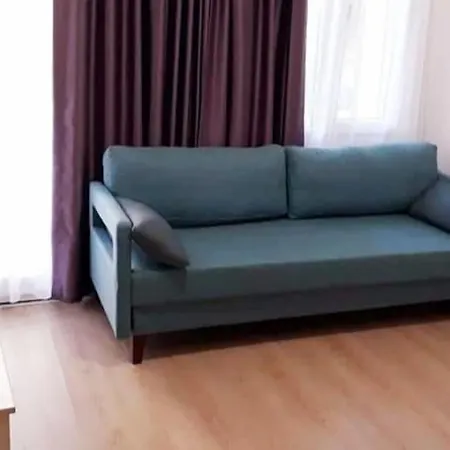 Parla Lägenhetshotell 4*