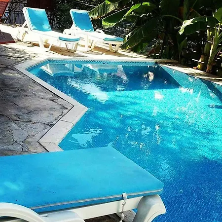 Parla 4* Çeşme