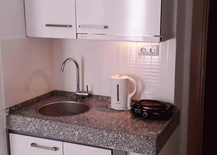 Lägenhetshotell Parla 4*